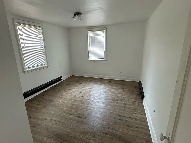 3056 Richmond St #11 — Photo 8