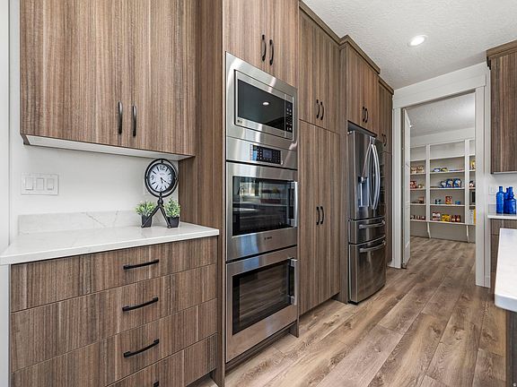 3rd image of 1191 N Elk Ridge Dr