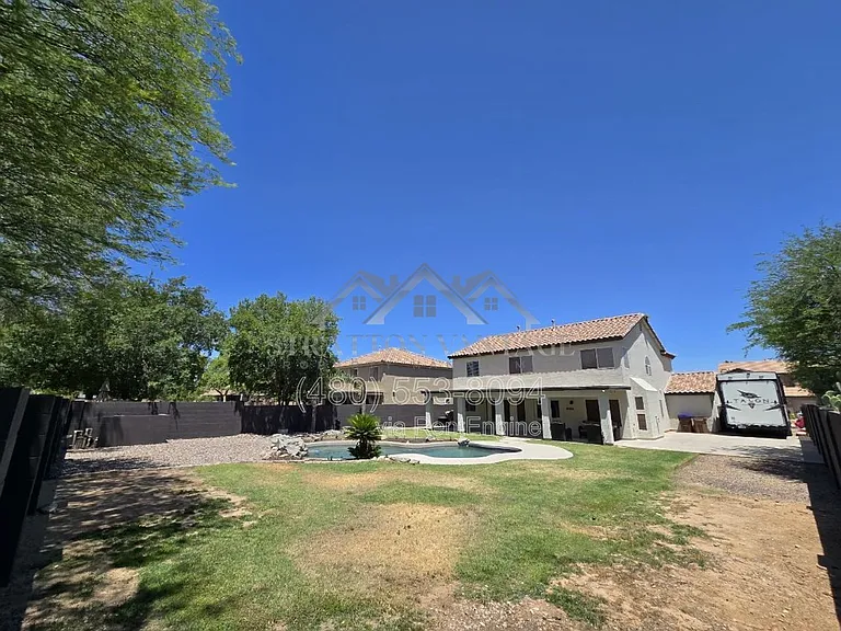 1005 E Stirrup Ln — Photo 38