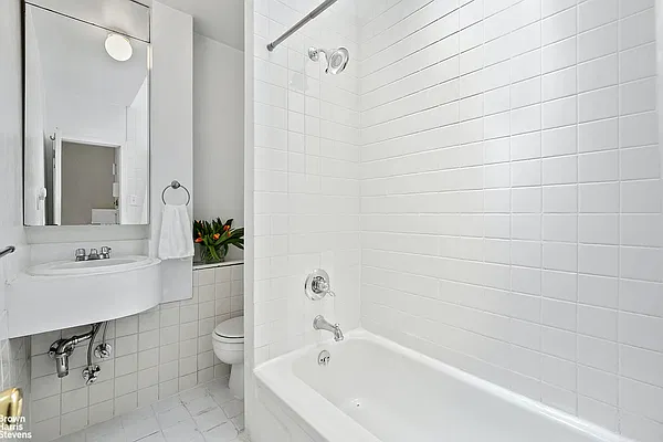 Rented by Brown Harris Stevens | media 8