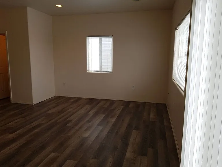 1706-1708 W Peninsula Dr — Photo 6