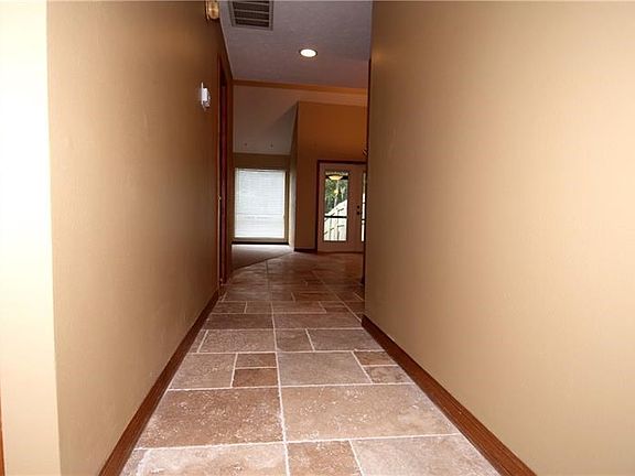 5th image of 11408 Galleria Dr