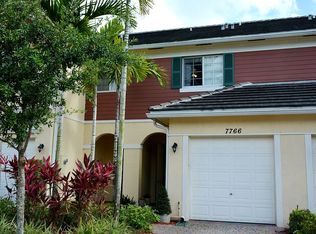 7766 Paddock Pl, Davie, FL 33328