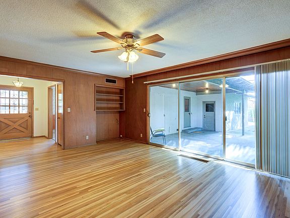 3rd image of 123 W McKinley Ave