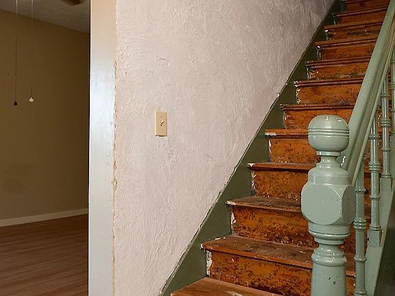 5th image of 1405 Lincoln St