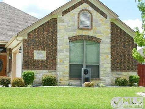 4th image of 218 Black Walnut Ct