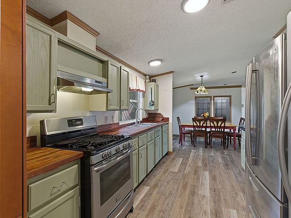 5th image of 9616 Kelly Ln