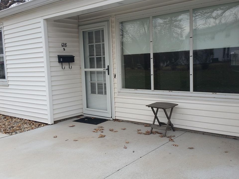1st image of 128 E War Memorial Dr APT B
