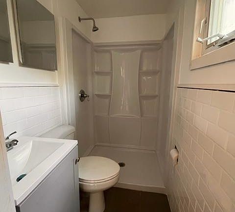 5th image of 54 Brookside Ave Unit A