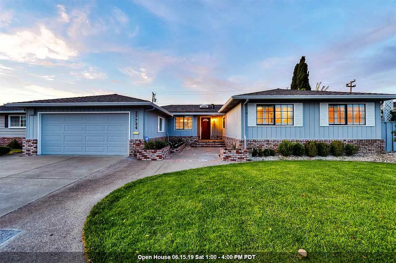 37734 Logan Dr photo 1