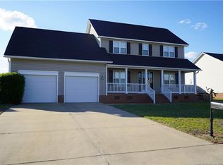 5752 Walking Trail Way, Hope Mills, NC 28348