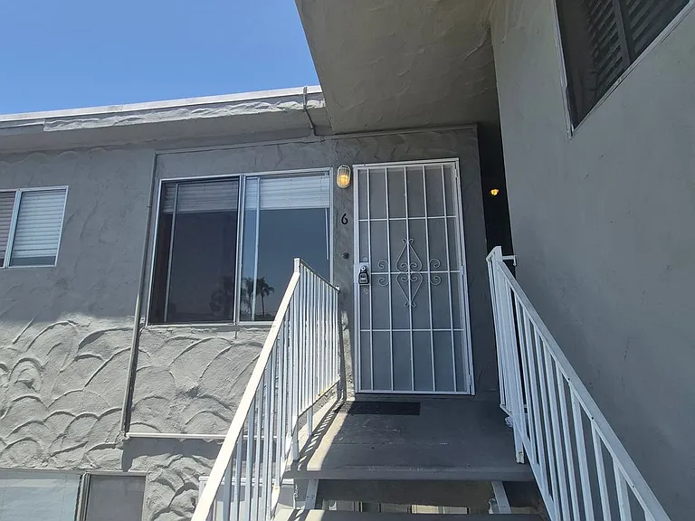 4251 Marlborough Avenue — Photo 3