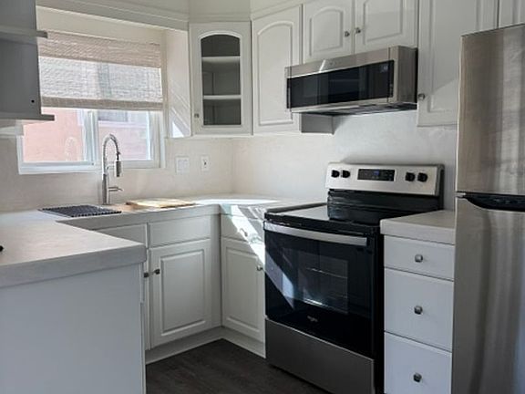 3rd image of 6706 Pinecone Ln