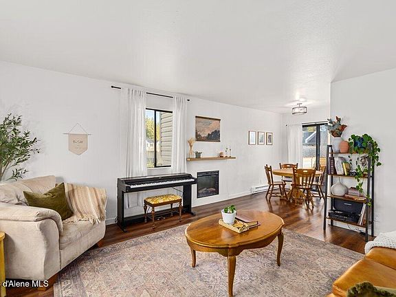 4th image of 8205 N Ridgewood Dr APT 3