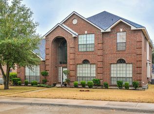1112 Devonshire Dr, Desoto, TX 75115