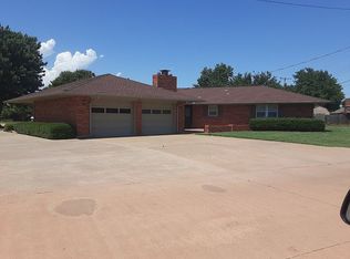 204 W Okarche Ave, Okarche, OK 73762