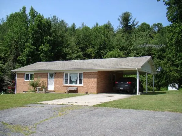 10180 Dugspur Rd, Laurel Fork, VA 24352