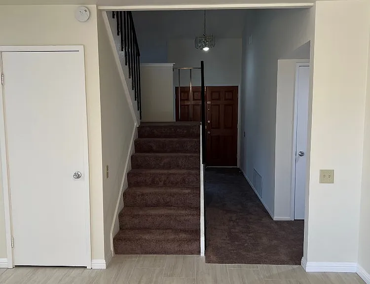 4918 E Glenview Ave — Photo 14