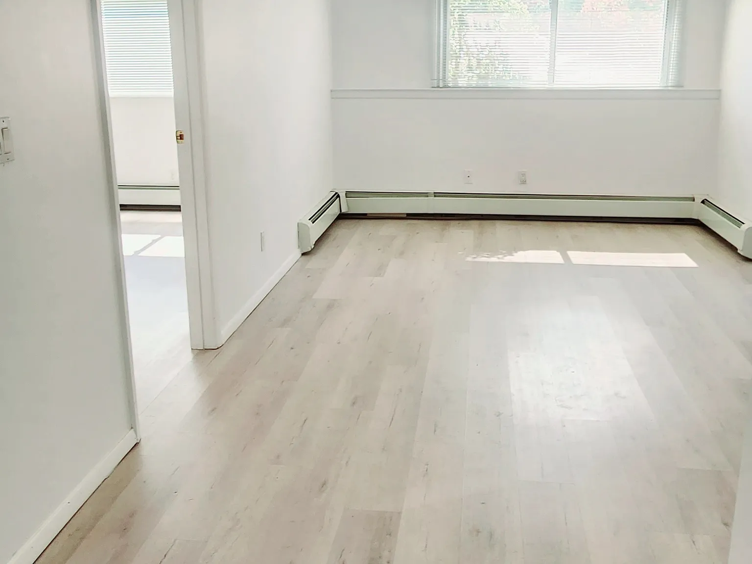 1 bed, $2,400 — Photo 4