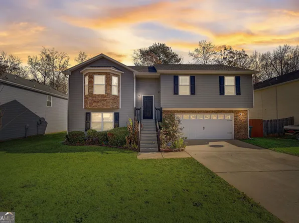 510 Simpson Place Dr, Forest Park, GA 30297