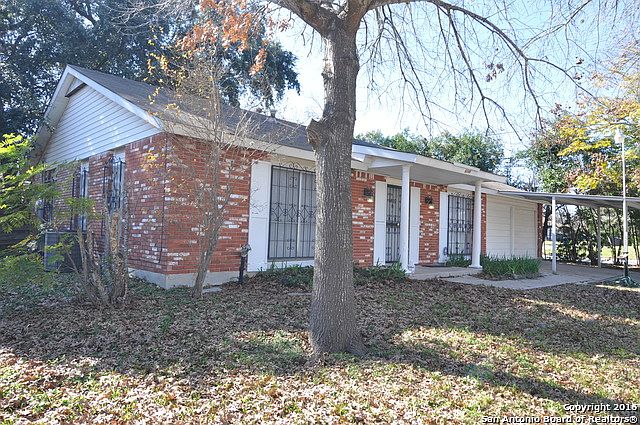 1st image of 6046 Windyhill Dr