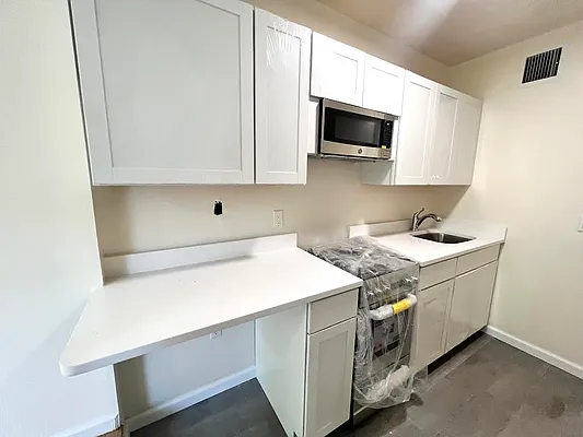Rented by Oxford Property Group | media 7