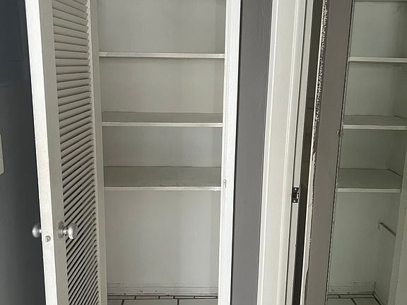 4th image of 707 S 19th Ave APT 4