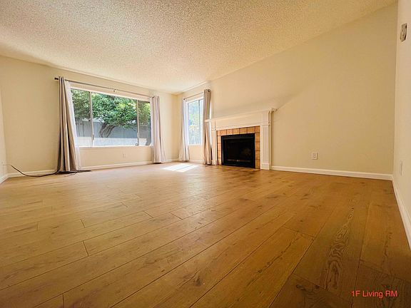 3rd image of 144 Rose Ln