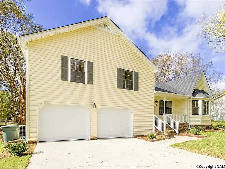 117 Betty Garrett Dr — Photo 12