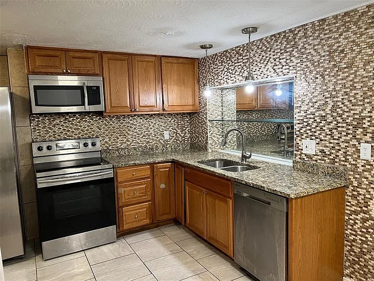 4926 Billy Direct Ln — Photo 13