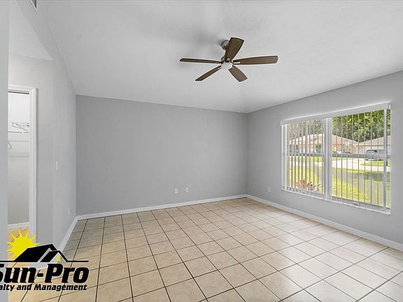 5th image of 3778 Grove View Ln