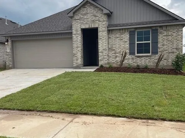 501 Broussard Hill Dr, Broussard, LA 70518