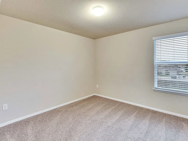 14910 Jolynn St — Photo 17