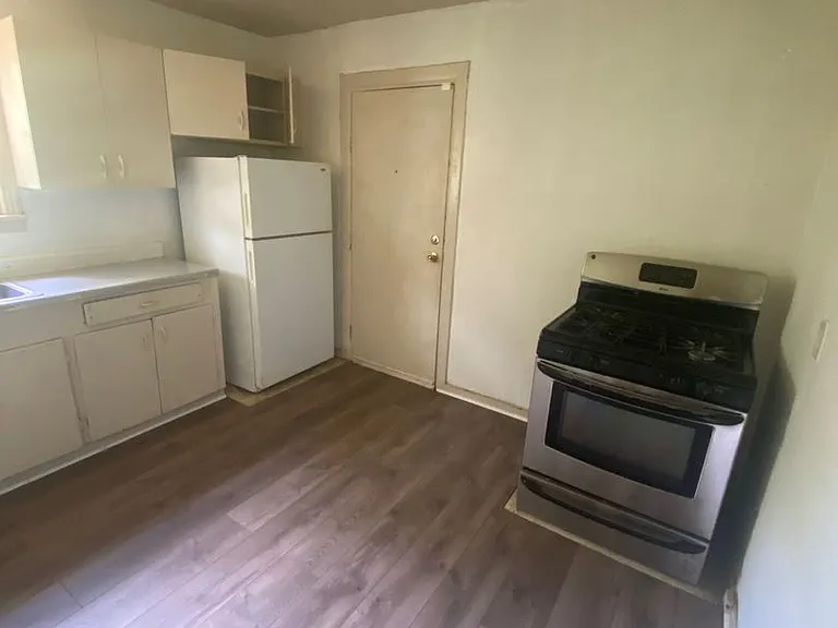 3758 Donalee St — Photo 10