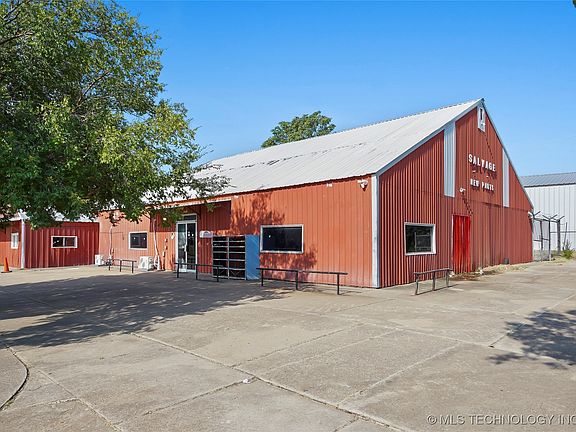 5th image of 603 Elgin St