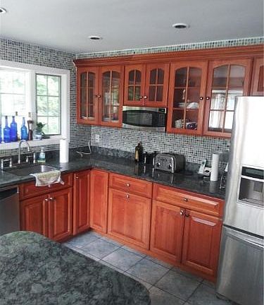 3rd image of 147 Chalford Ln