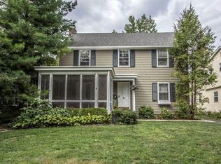 211 N Cassingham Rd, Columbus, OH 43209