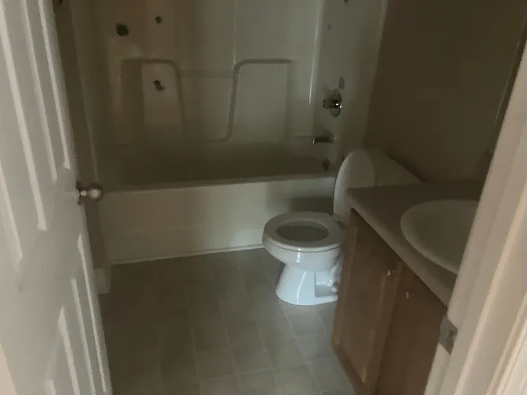 109 Vanessa Dr — Photo 5