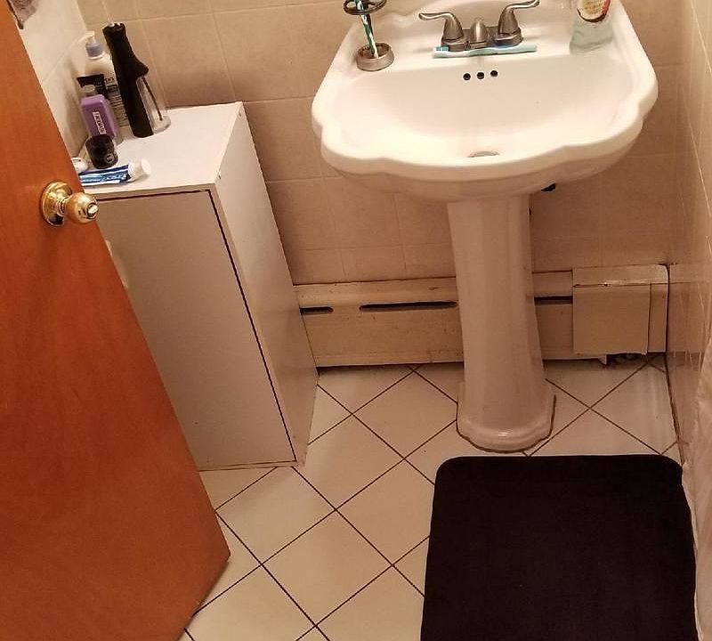 1st image of 20-14 37th St #1
