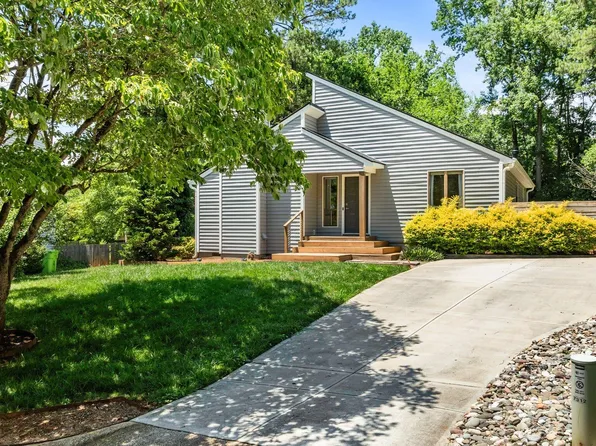 7309 Forest Glade Ct, Raleigh, NC 27615