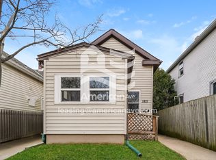 1821 Marquette St, Racine, WI 53402