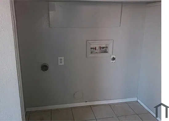2501 Red Sails Dr — Photo 5