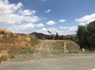 28460 Nevada Dr, Canyon Lake, CA 92587