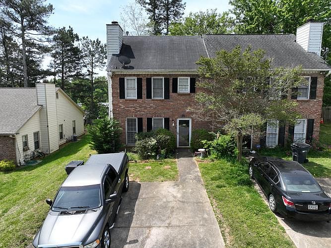 1st image of 826 Indian Lake Dr