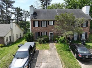826 Indian Lake Dr, Lilburn, GA 30047