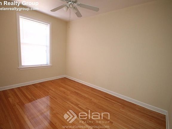 2nd image of 554 W Aldine Ave APT 1W
