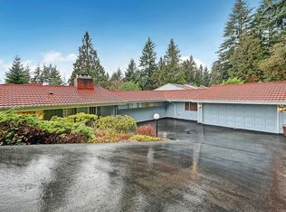 16215 25th Ave SW, Burien, WA 98166