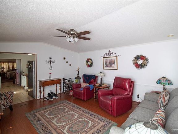 4th image of 3126 San Jacinto Dr