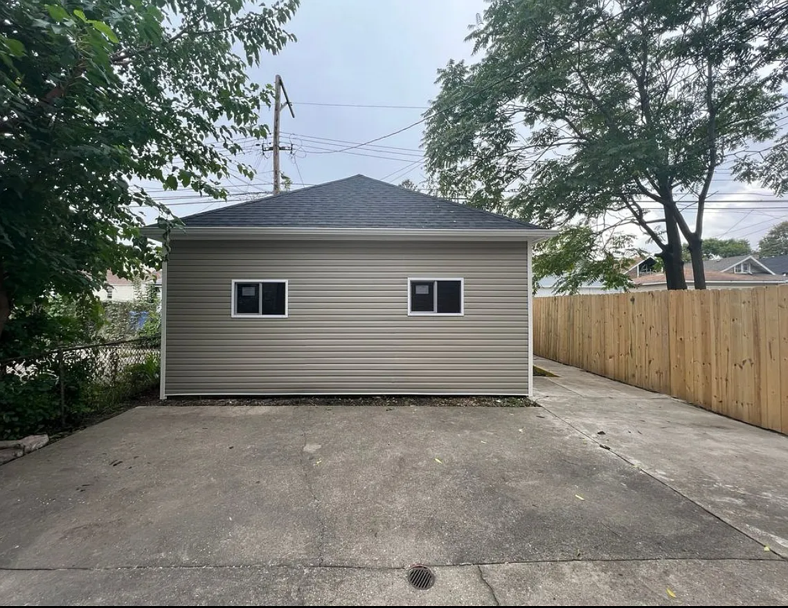 3 bed, 1400 sqft, $1,750 — Photo 4
