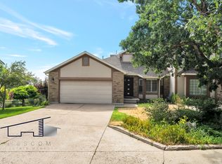 5091 Ridgedale Dr, Ogden, UT 84403